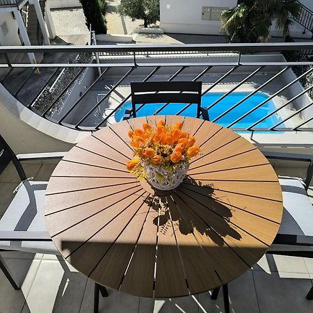 Villa Seaview With Pool - Apartment Yellow Trogir Exterior foto